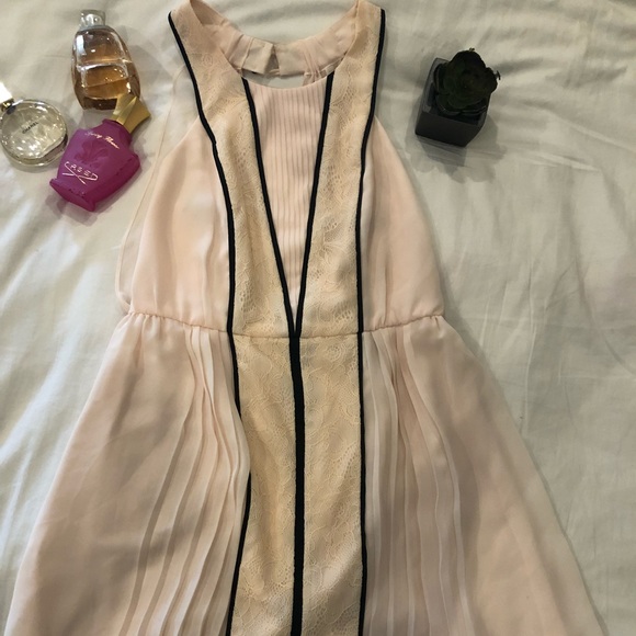 BCBGeneration Dresses & Skirts - BCBGeneration Light Pink Lace Halter Dress